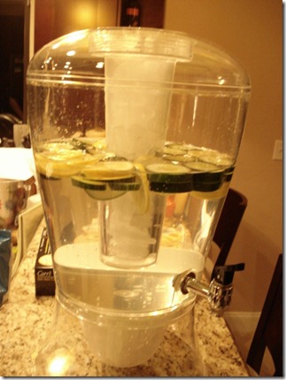 refreshing cucumber-lemon water (480x640)