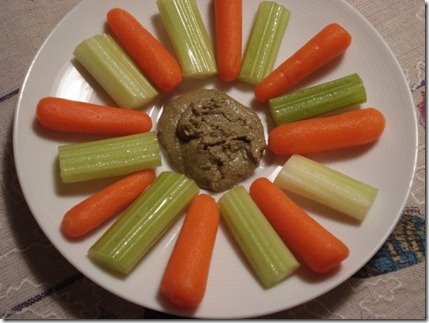 pumpkin seed butter with veggies (640x480)